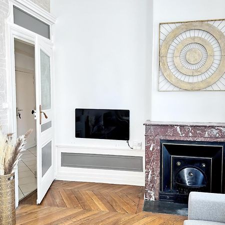 Suite Cinnabar Oullins Buitenkant foto